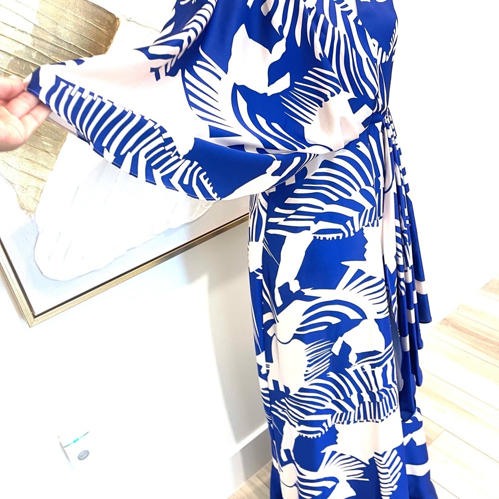 Stylish Blue and White Maxi Dress